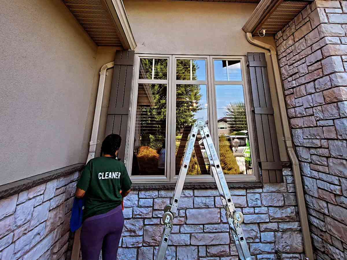 Utopian Cleaning Kelowna we do window cleans Utopian Cleaning Kelowna we do window cleans